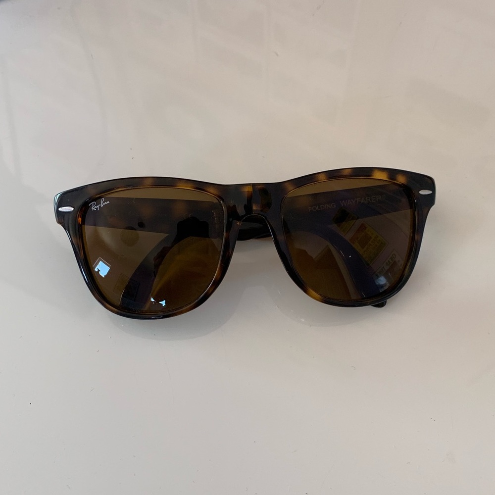 Ray Ban Tortoise Folding Wayfarer